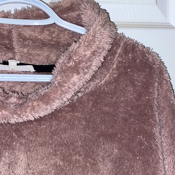 Workshop Republic Light Pink Teddybear Turtleneck Sweater - Picture 3 of 4